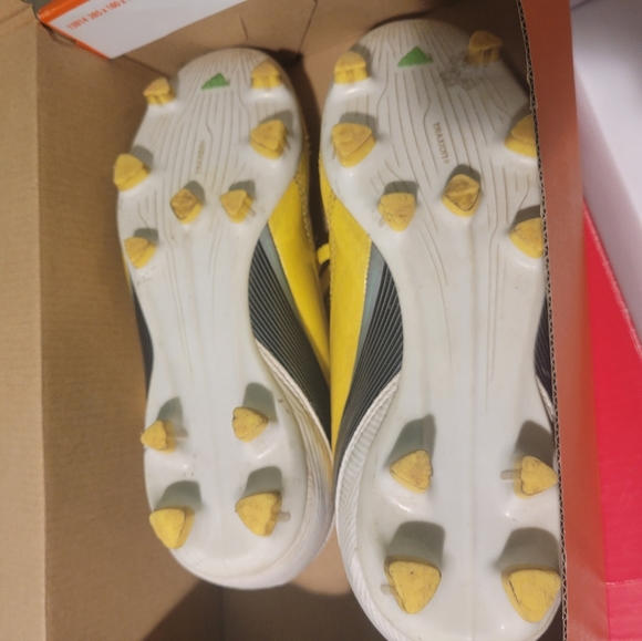 Adidas F30 Trx FGYouth Soccer Cleats - Picture 2 of 3